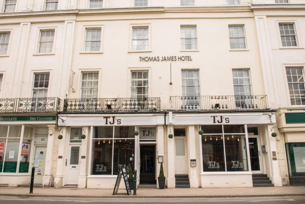 Thomas James Hotel Royal Royal Leamington Spa Exterior foto